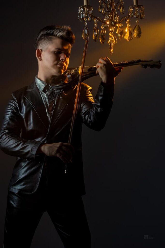 Miami Violinist Marcos del Risco Violinista de Miami