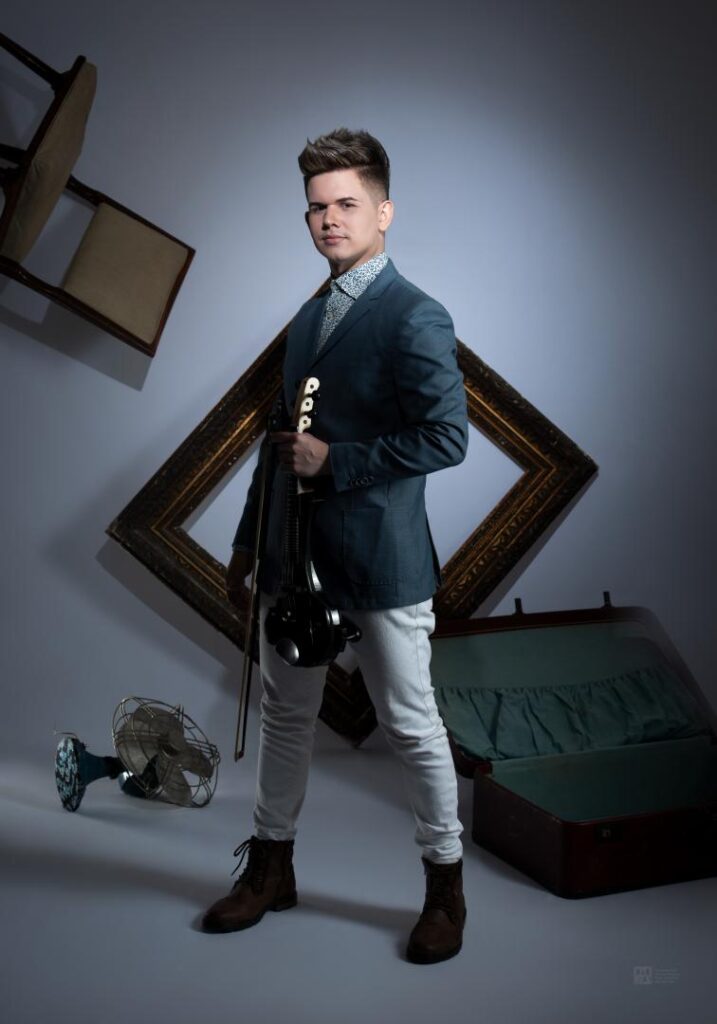 Miami Violinist Marcos del Risco Violinista de Miami