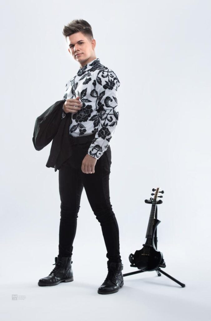 Miami Violinist Marcos del Risco Violinista de Miami