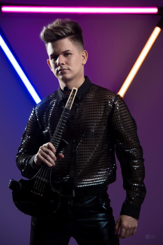 Miami Violinist Marcos del Risco Violinista de Miami